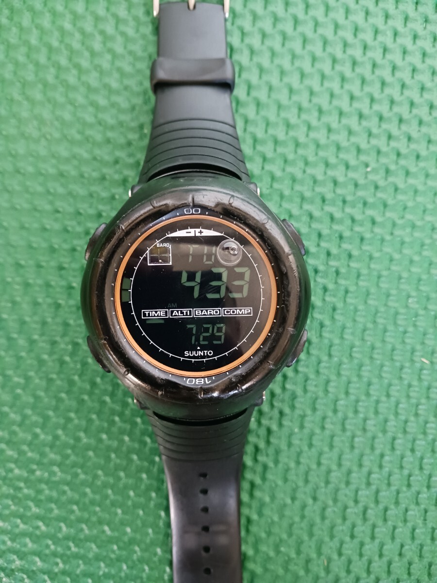 スント ベクター SUUNTO VECTER Black 登山 高度計 気圧計 温度計 コンパス ブラック 黒拍卖