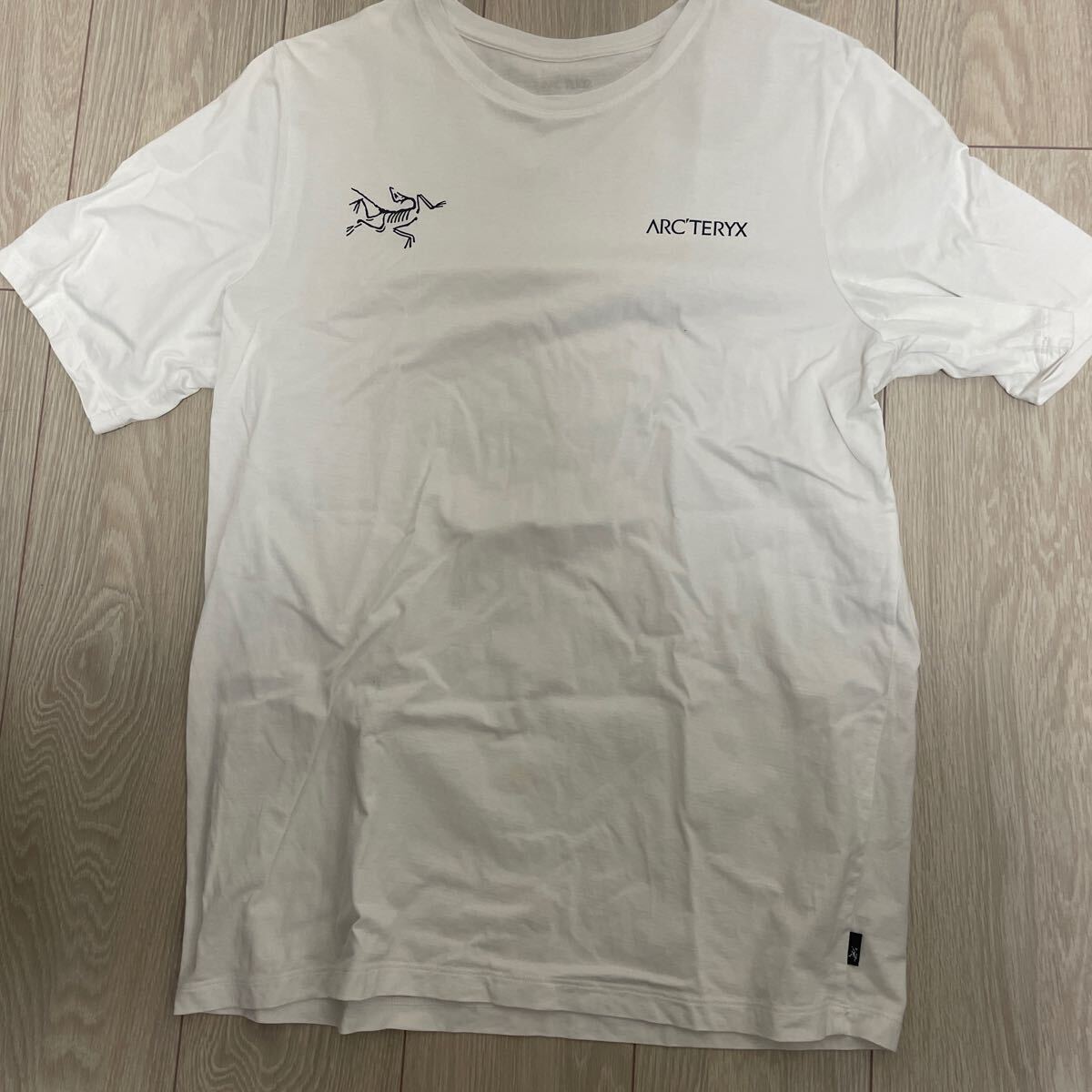 美中古 アークテリクス Tシャツ ホワイト サイズ M ARCTERYX split SS T-shirt 拍卖