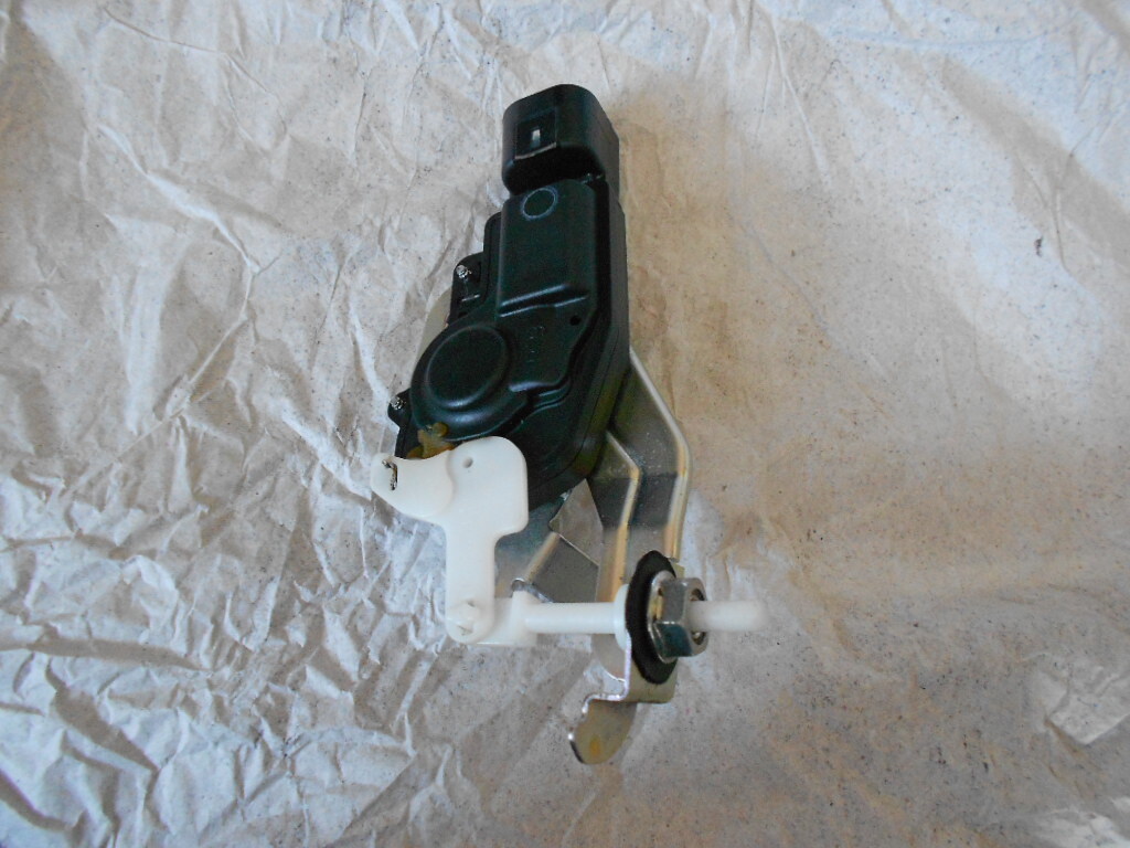 L175S★ムーヴ★フューエルリッドロックアクチュエーター★最終型平成22年式外し★作動確認済み拍卖