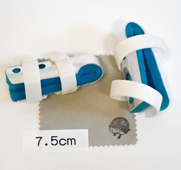 指サポーター ギプス 指用 固定 7.5cm 2個 保護 金属 骨折 捻挫拍卖