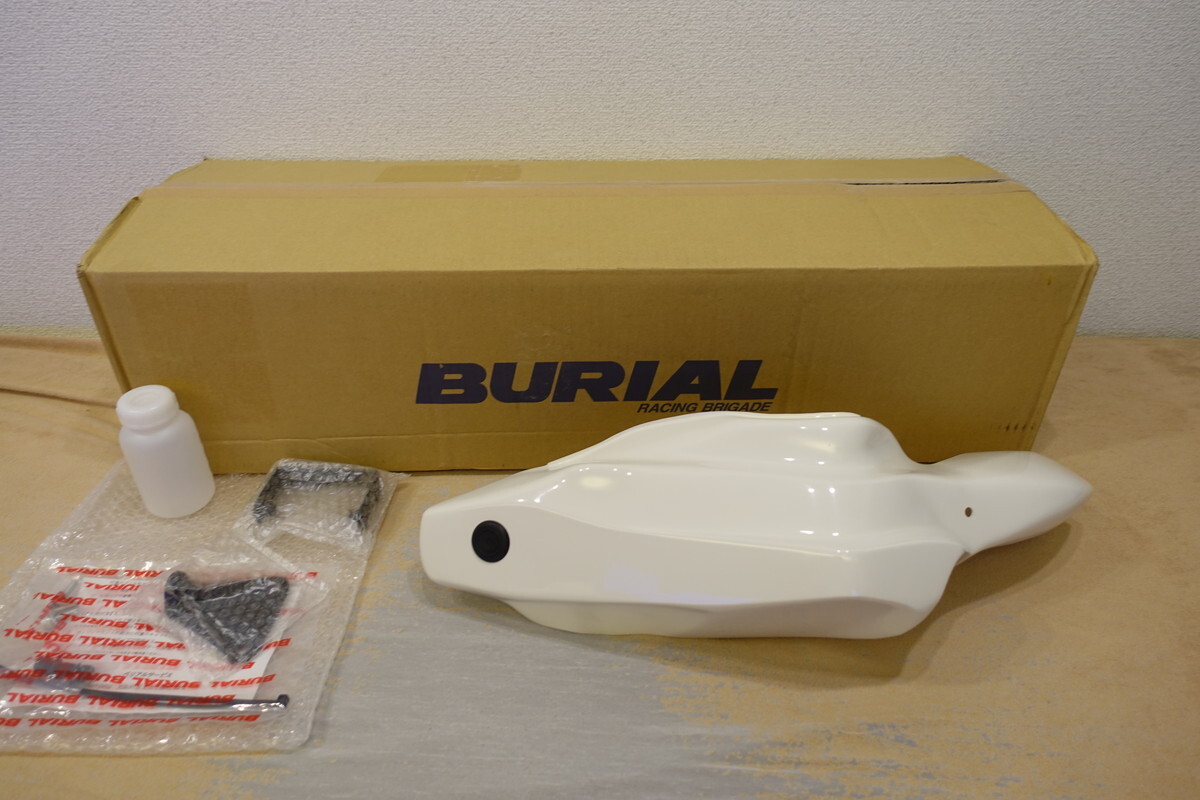 ベリアル エイプ100 / APE100D / XR100モタード GPアンダーカウル キャッチタンク+取付ステー付 H14-31-01 定価32,890円 BURIAL MOTARD拍卖