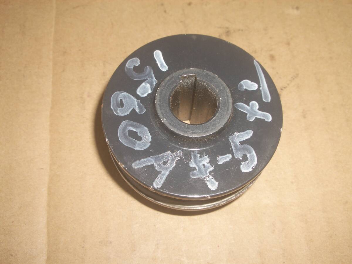 プーリー 軸径15ミリ 外径60ミリ Aベルト 拍卖