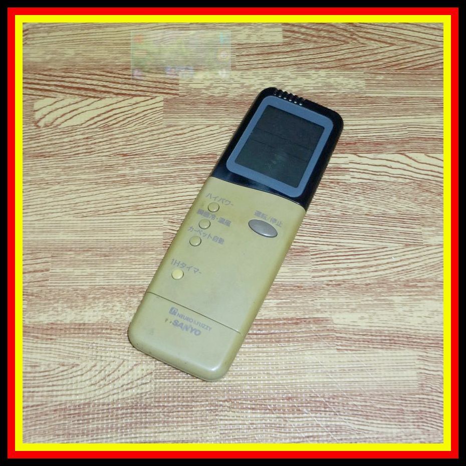 A09 ★ヤケありますが動作絶好調★送料無料★安心の返品保証付★即決★匿名&スピード発送★★サンヨー SANYO★エアコンリモコン★RCS-VS5A拍卖