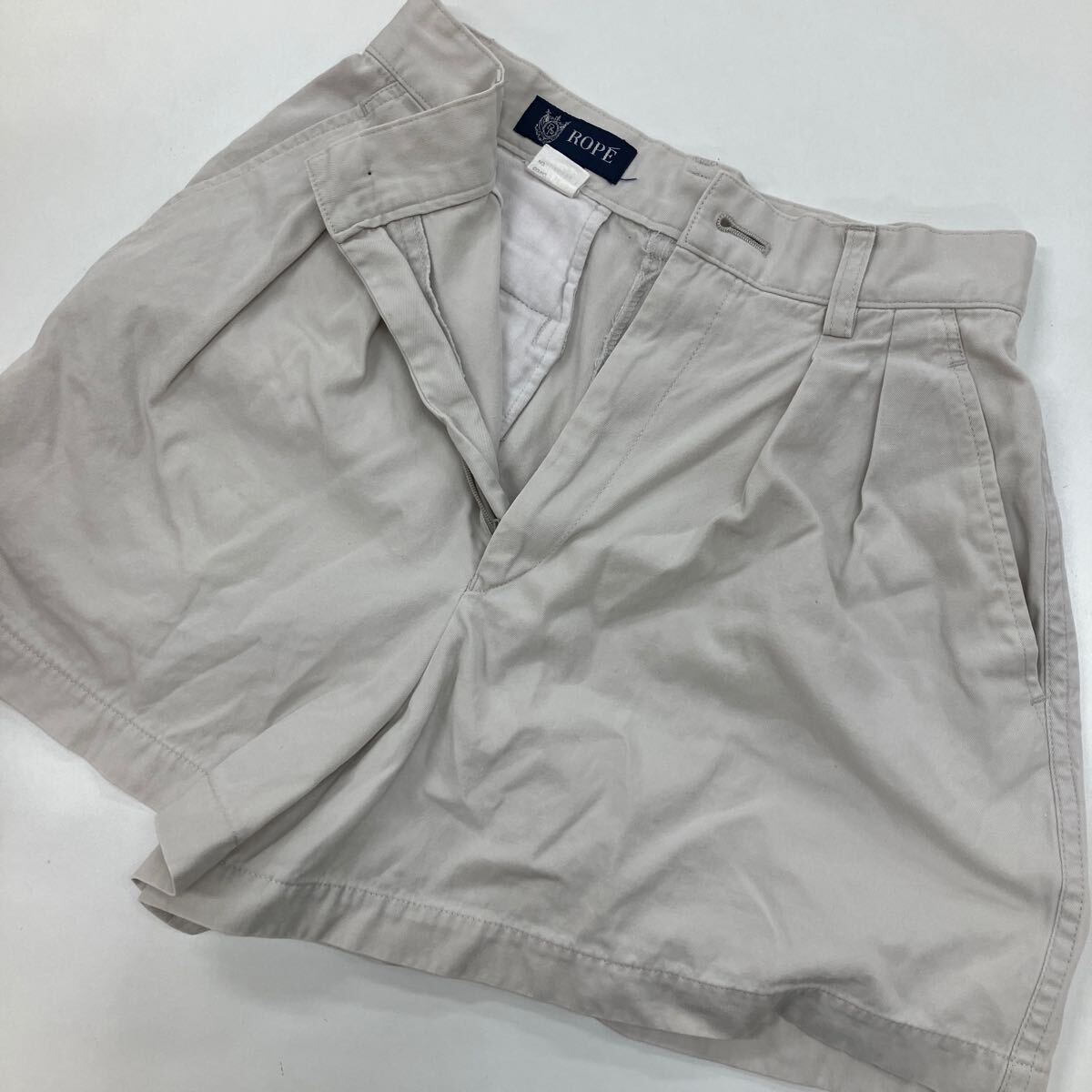 j7e256 美品 ロペ ROPE ハーフパンツ ショートパンツ グレー ホワイト ボトムス チノショーツ拍卖