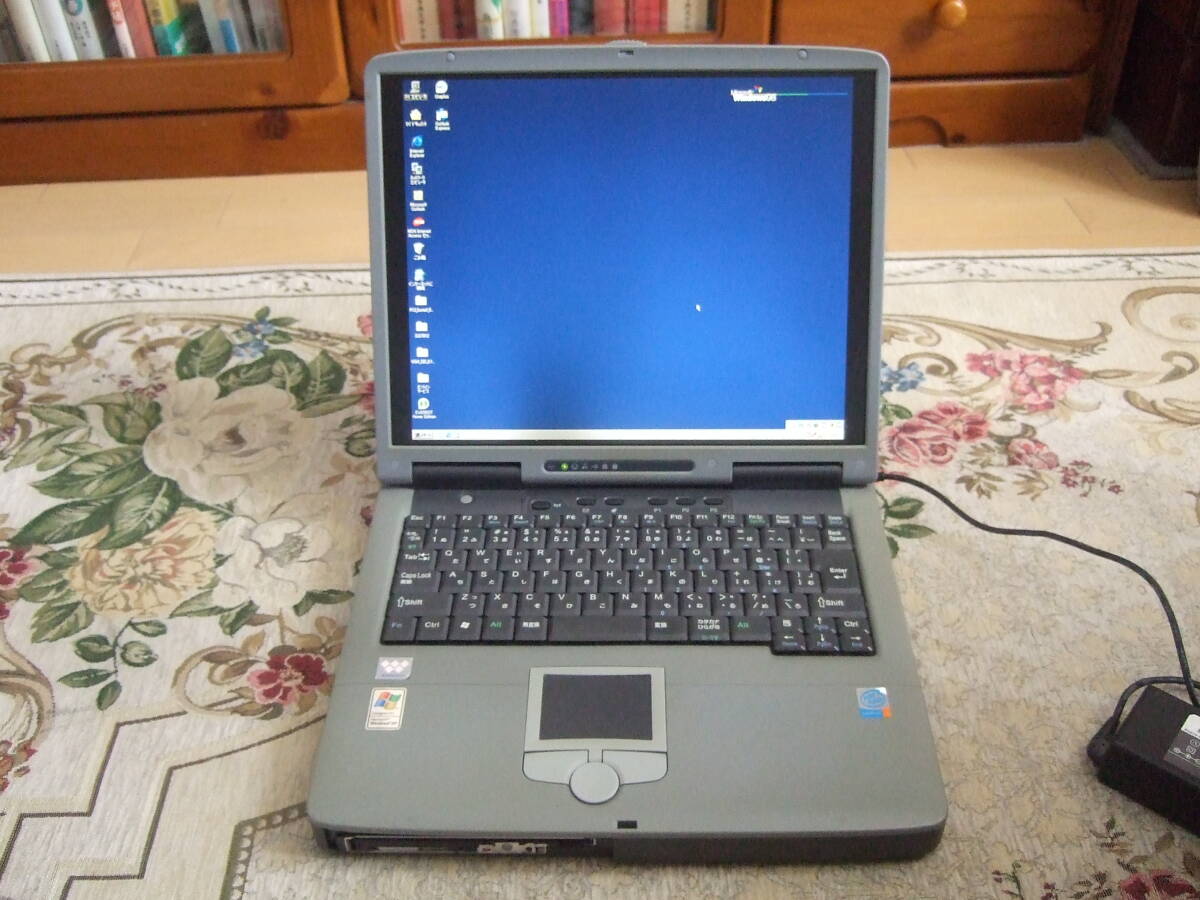 きれい Win98 日立 PFLORA PC8NB1 シリアル D-Sub9ピン(RS-232C) /パラレル D-sub25ピン 拍卖