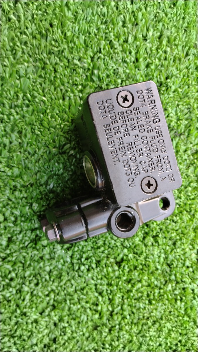 未使用 KN企画 グランドアクシス JOG90 ジョグ90 アクシス90 AXIS90 フロント ブレーキシリンダー ブレーキマスターシリンダー 送料600円拍卖