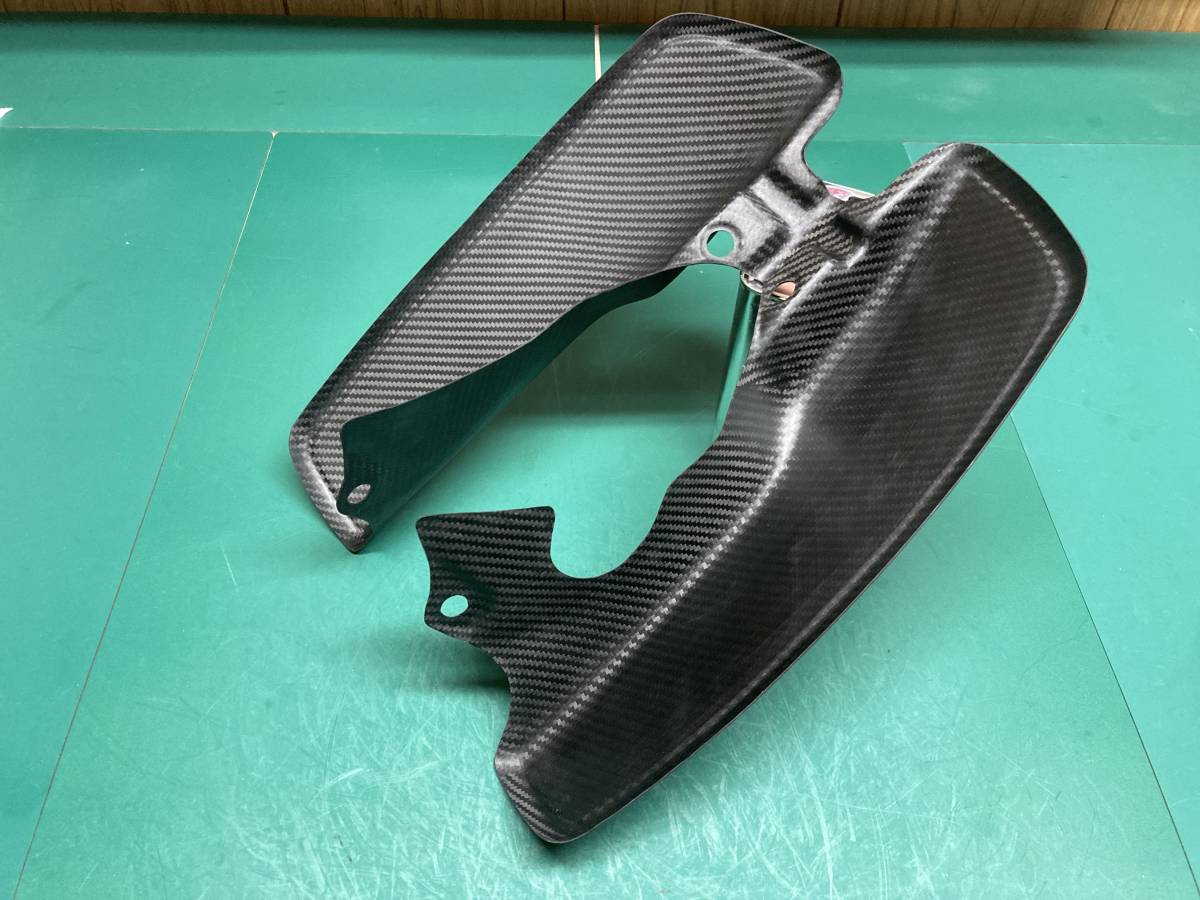 シャリー ドライカーボン製レッグシールド レッグカバー CF50拍卖