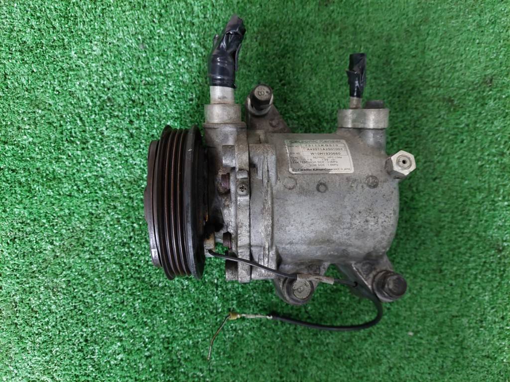 スバルステラ① DBA-RN1 エアコンコンプレッサーW10H1920660 73111KG010 初年度登録:平成22年拍卖