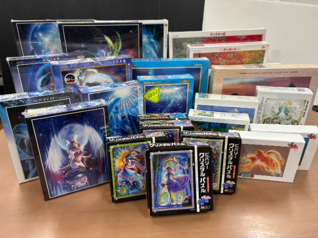 ジグソーパズル 24点まとめて ラッセン ムーミン 光るパズル クリスタルパズル 165~1000ピース(M10037)拍卖