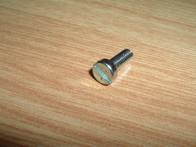 零戦胴体部第二フレームへ計器盤等取付け用のレプリカ留めネジ(実物からの複製品10本)拍卖