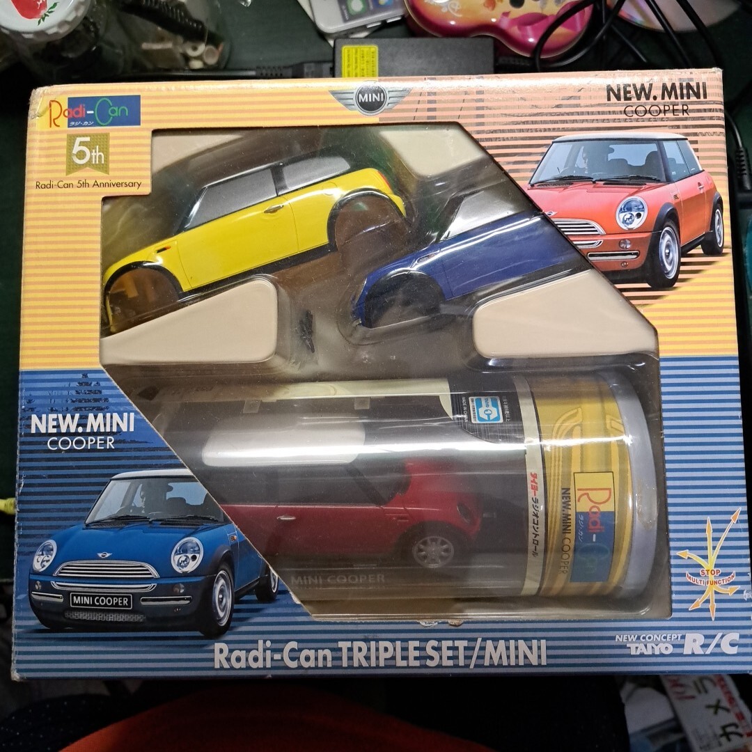 タイヨーのラジコンカー/NEW MINI COOPERミニクーパー/Radi-Canラジカン5周年記念3種のボディカラーが1パック/未開封品拍卖