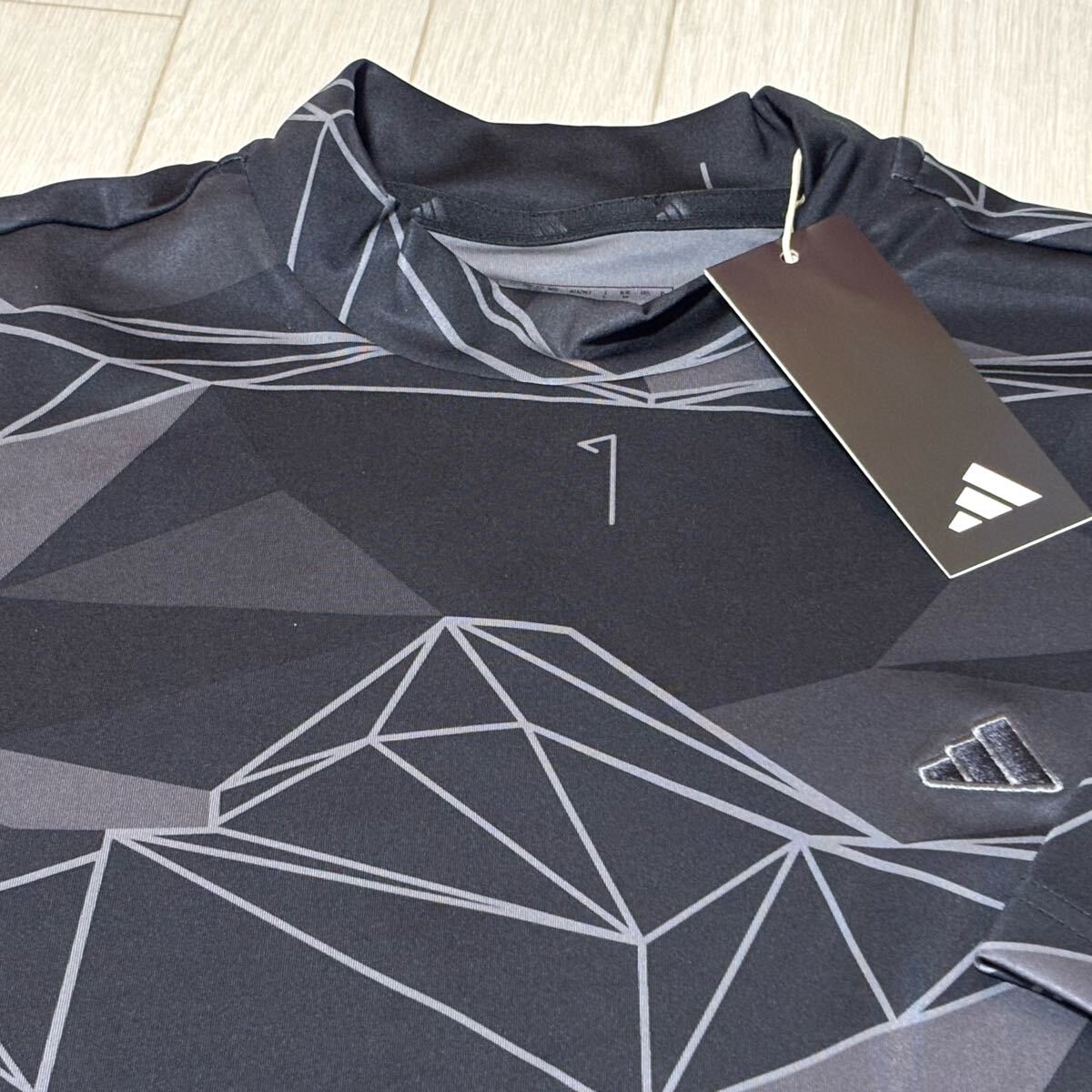 新品★アディダス ゴルフ ジオメトリック柄 AEROREADY 吸汗速乾 半袖モックネックシャツ/ブラック/サイズL/送料185円拍卖