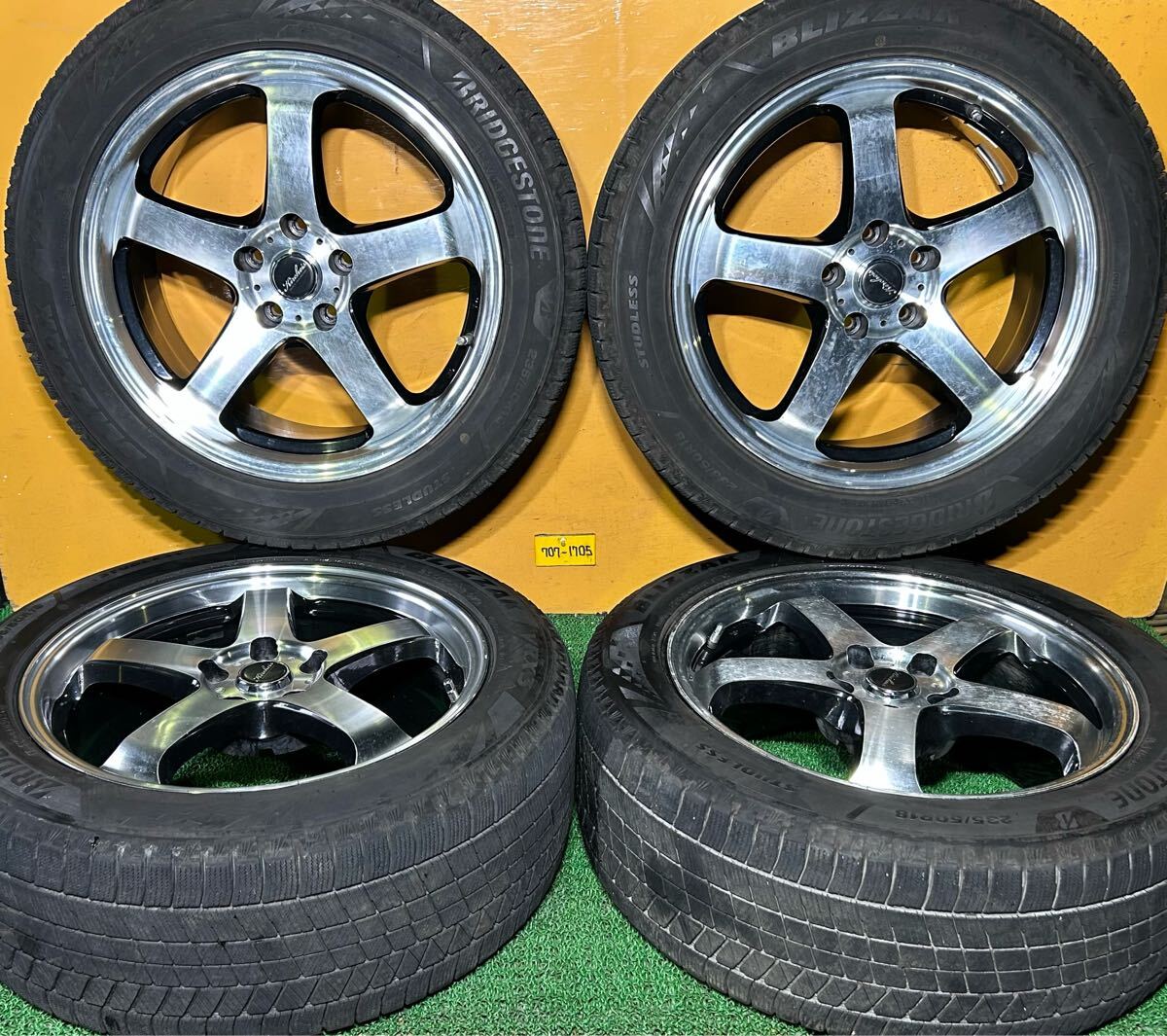 *235/50R18 97Q BRIDGESTONE BLIZZAK VRX3 *Kircheis【18×8.0J +35 PCD:114.3×5H ハブ径:71mm】20・30 アルファード、ヴェルファイア等拍卖