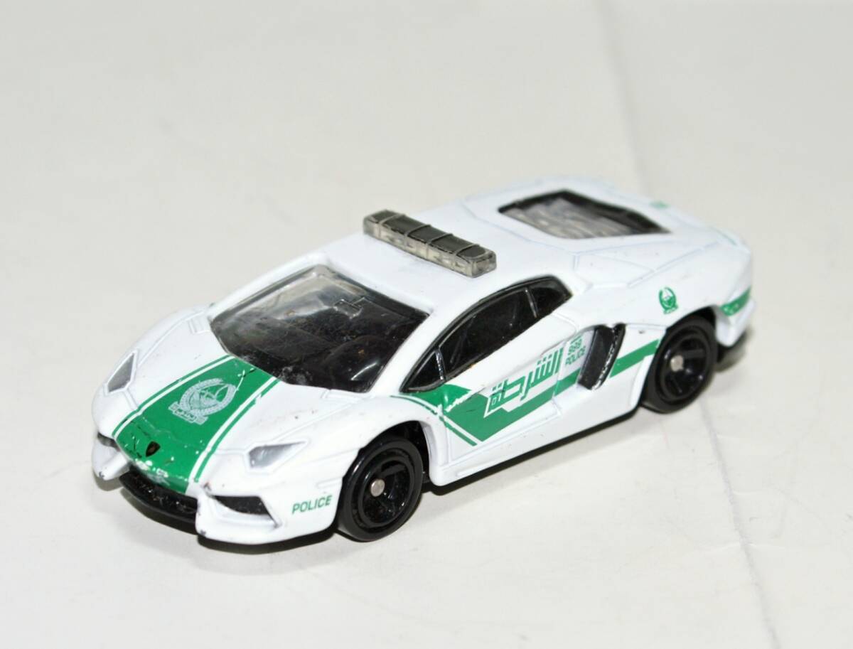 1/68 ランボルギーニ アヴェンタドール LP700-4拍卖