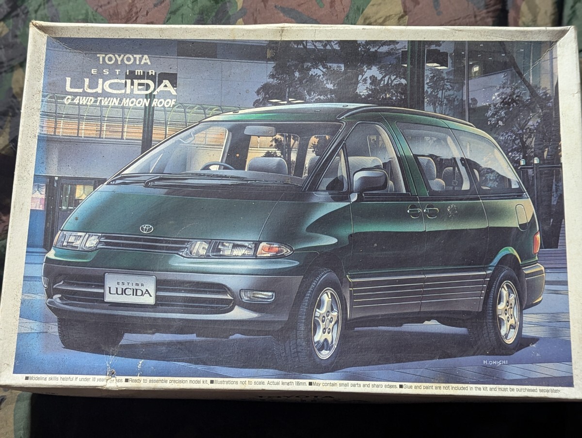 アオシマ1/24 トヨタ エスティマ ルシーダG 4WD ツインムーンルーフ仕様 拍卖