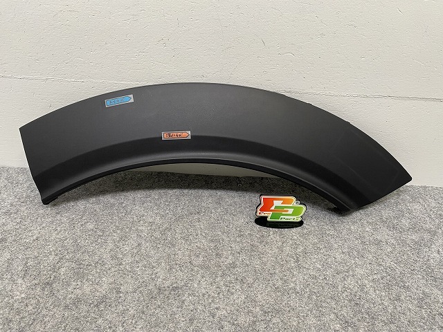 新品!ミニ クロスオーバー(F60) 純正 左 リア クォーター フェンダーアーチモール/オーバーフェンダー 5177 7 401 433 51777401433(143395)拍卖