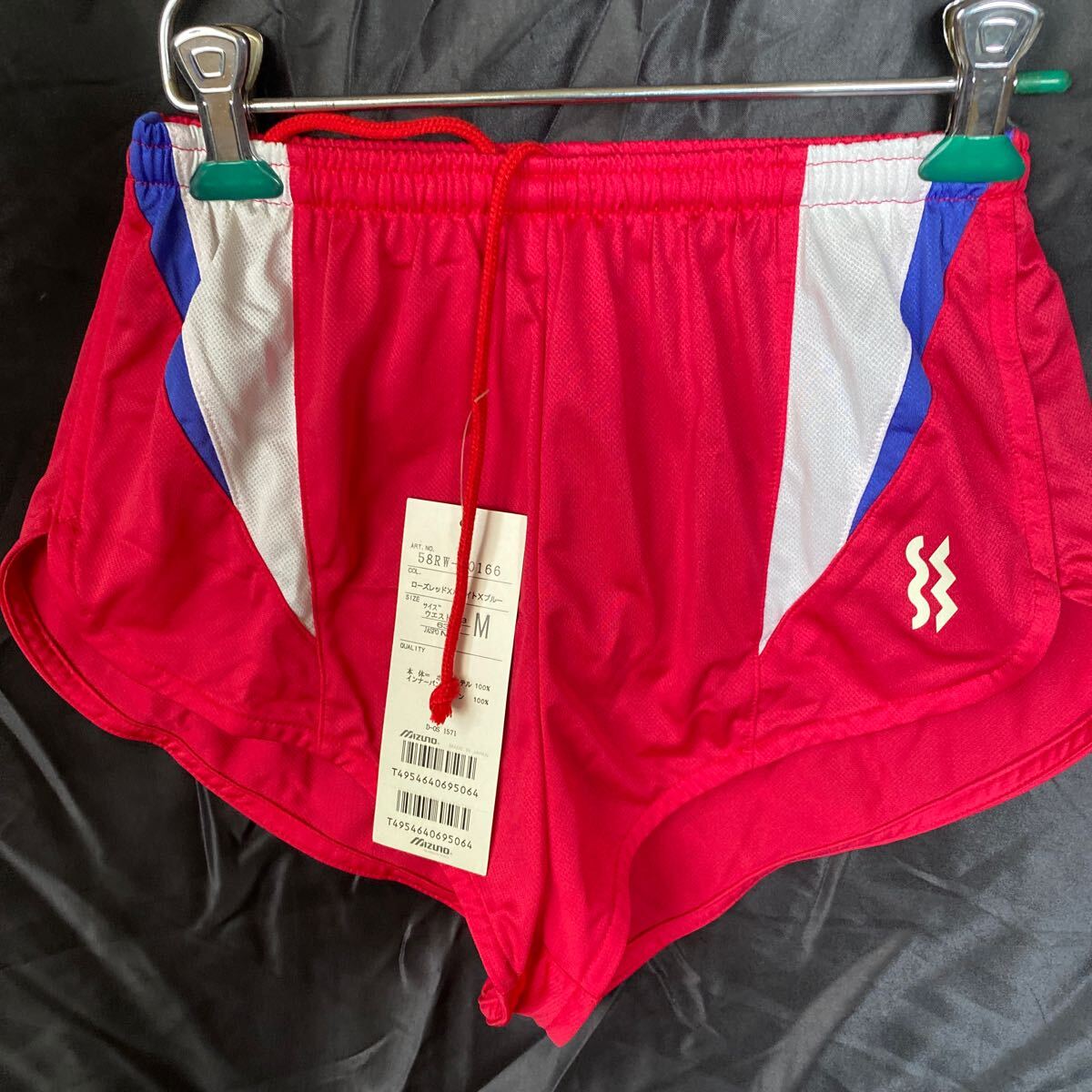 C16【新品未使用】superstar ショートパンツ *サイズM スポーツ 運動 ランニング 拍卖