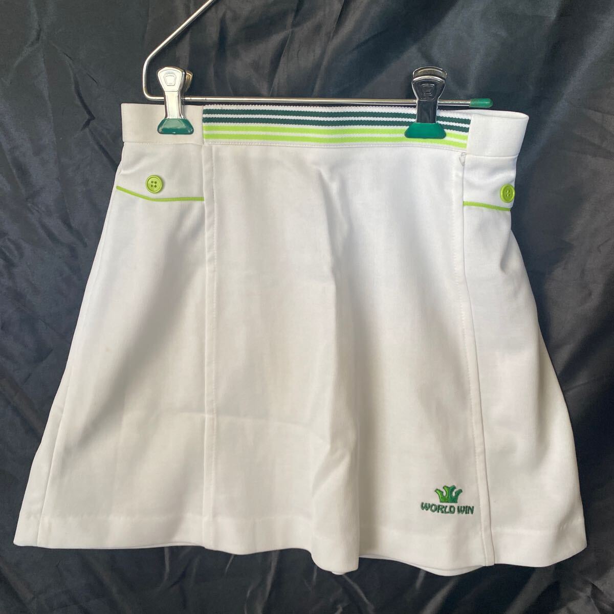 D73【新品未使用】WORLDWIN テニススコート *サイズ68 スポーツ テニス拍卖