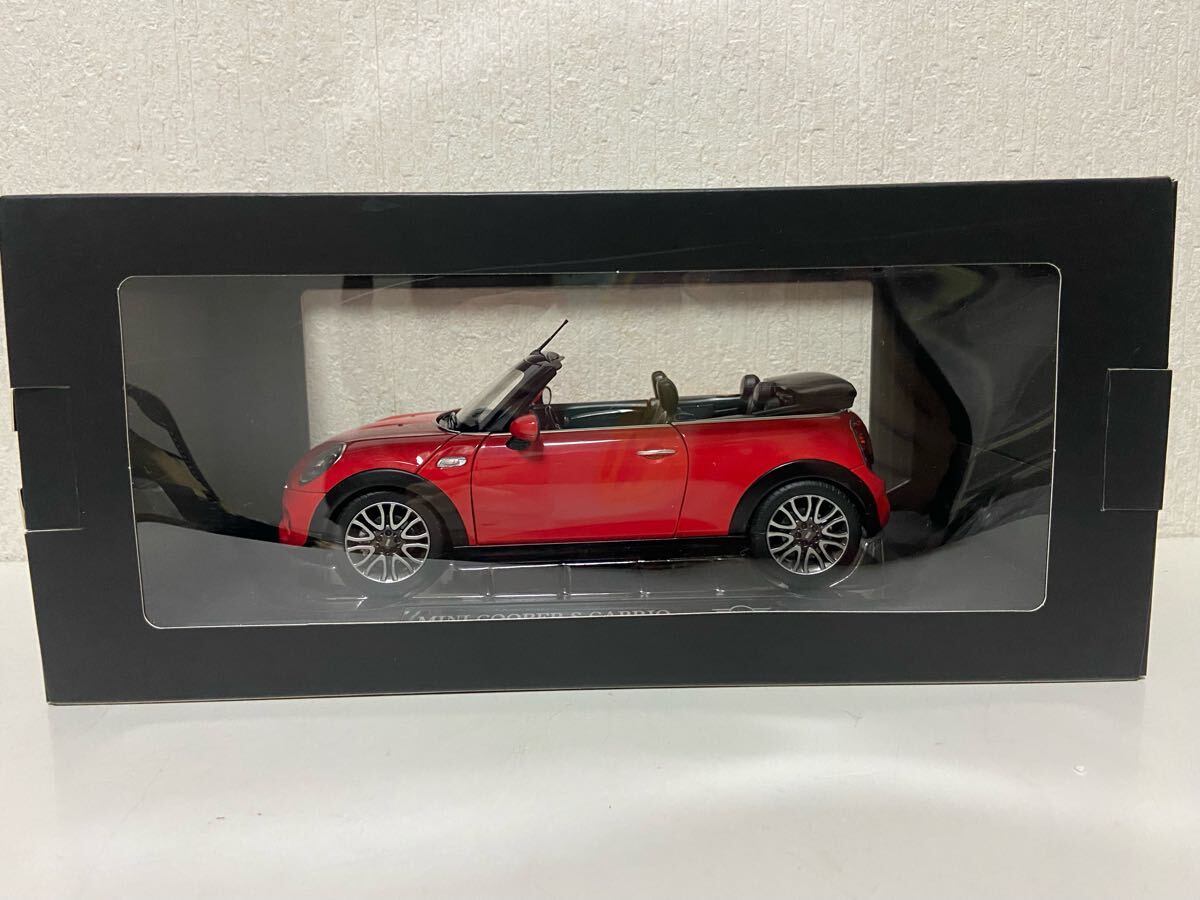 ディーラー特注 1/18 BMW ミニクーパーS カブリオレ ブレイジング レッド MINI COOPER S CABRIO RED拍卖