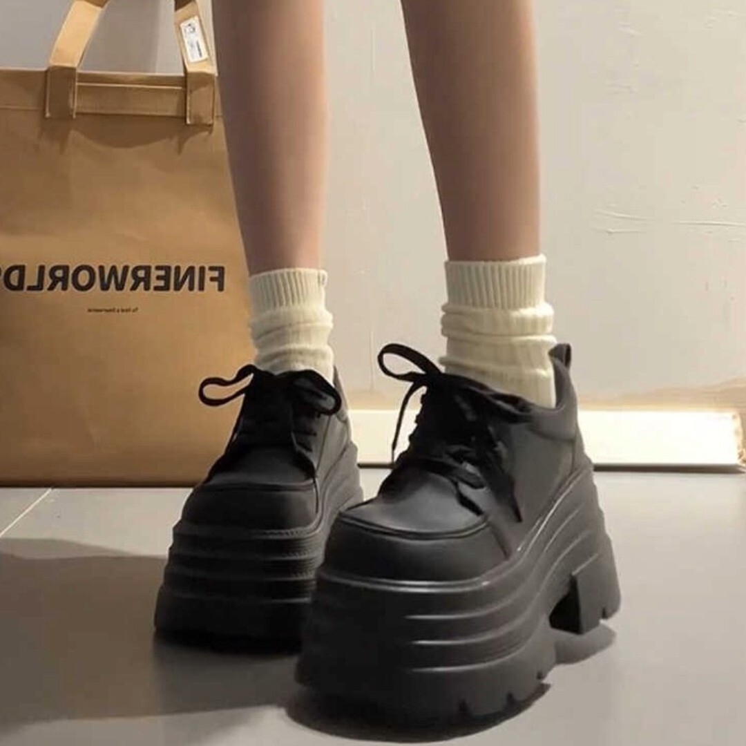 靴 s285 黒【23cm 】厚底 7cm スニーカー 身長アップ 美脚 レディース リベット ゴスロリ ゴシック パンク プラットフォーム ロリータ 1拍卖