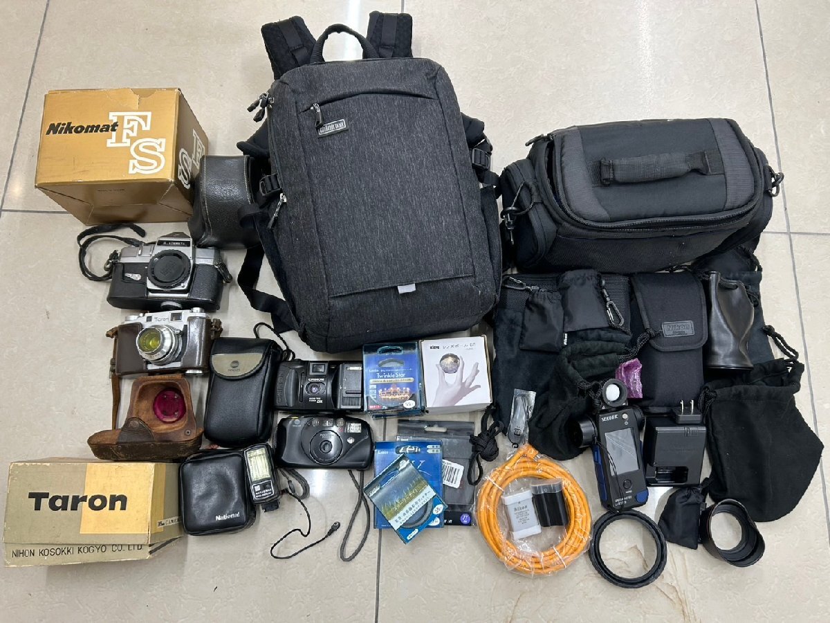 【BF7492a】【1円~】カメラ等まとめ フィルムカメラ 本体 バッテリー フィルター バッグ Nikon ニコン 光学機器 趣味 動作未確認 ジャンク拍卖