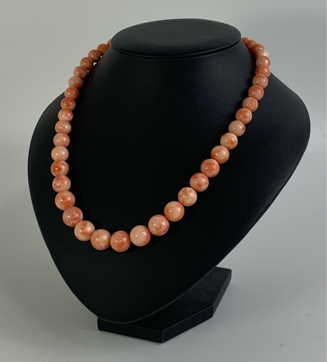 1000円スタート■★アクセサリー★ネックレス 珊瑚 玉 桃色 コーラル 彫刻 和装小物 中古現状★okoy3830552★f9033拍卖