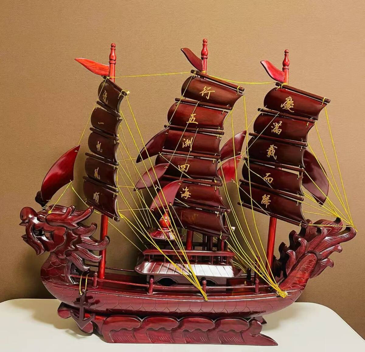 中国 龍船 紅木(こうき) 全長約65cm 木製 工芸品、順風満帆、ドラゴンボート、帆船模型 置物 インテリア オブジェ コレクション拍卖