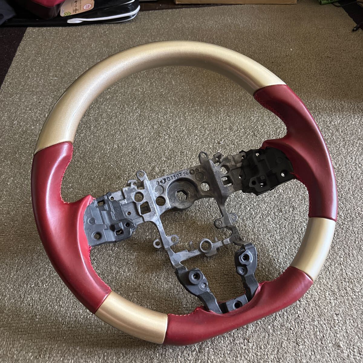 アクセラBM系 アテンザGJ系 REAL レッドレザー×ウッドゴールド コンビ ステアリング拍卖