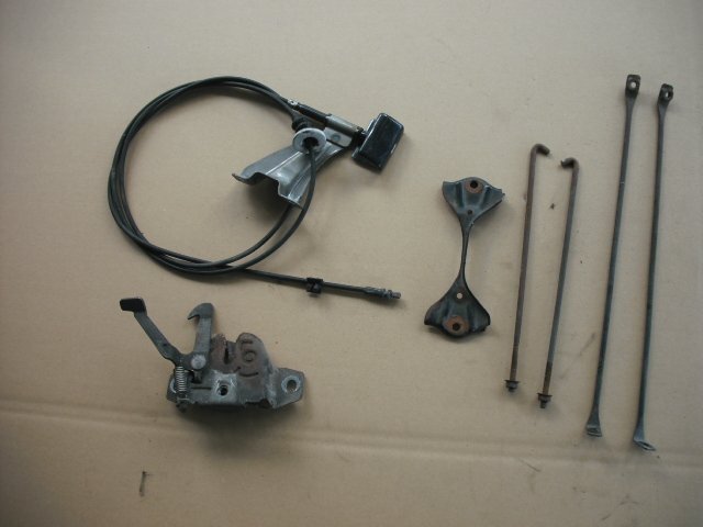 『B271』Y31 VG20DET セドリック CEDRIC Brougham V20ターボ ボンネットロック ワイヤー フロントバンパー バッテリーステー 922z拍卖