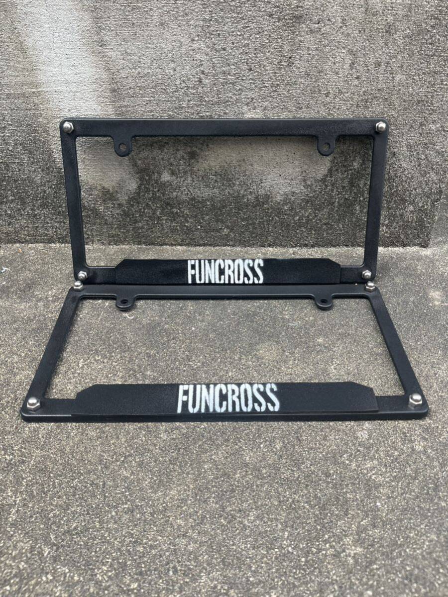 ダイハツ タントファンクロス アトレー ハイゼットカーゴ ナンバーフレーム枠 車種名入りナンバーフレーム拍卖