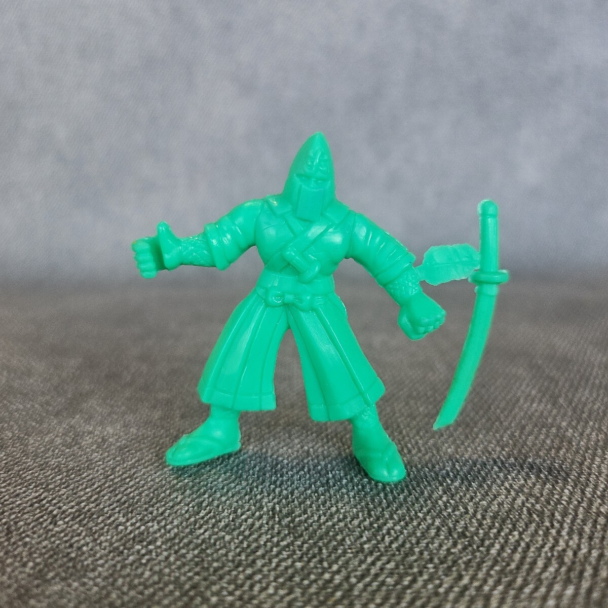 世界忍者戦ジライヤ 異形忍 紅トカゲ 未切り 当時物 消しゴム フィギュア拍卖