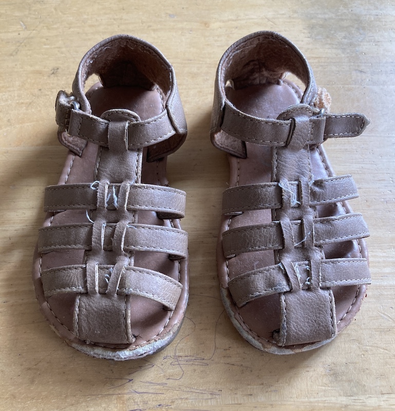 【格安】 子供用 サンダル キッズシューズ 水遊び 編み込み 17cm拍卖