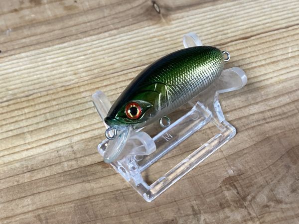 メーカー不明ルアー 50mm7g グリーン系カラー 箱92拍卖
