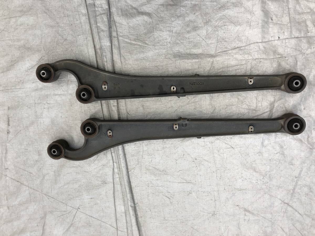 ☆□2507-208 ジムニー JB23 リア トレーリングアーム ロアアーム 左右セット拍卖