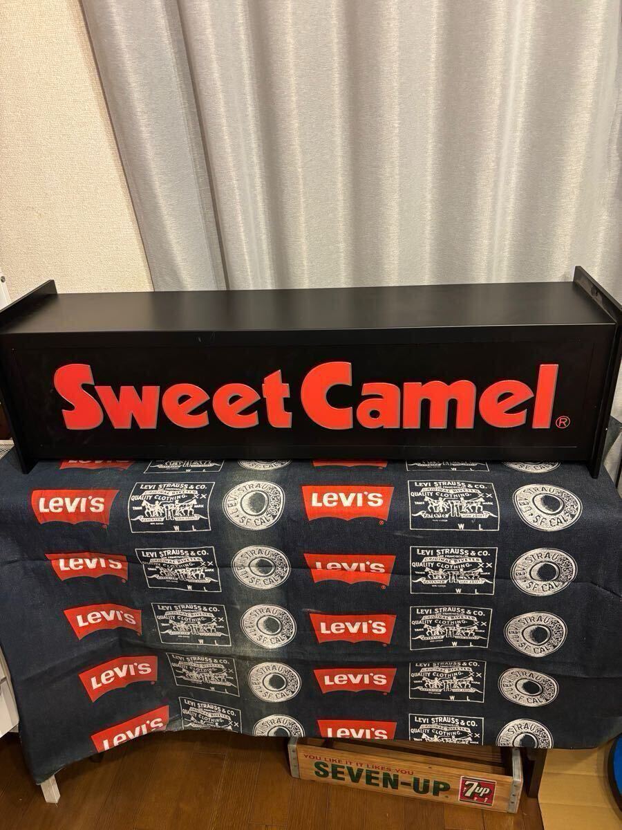 送料込み★Sweet Camel 大型看板 DENIM スウィートキャメル 電飾看板 ジーンズブランド拍卖