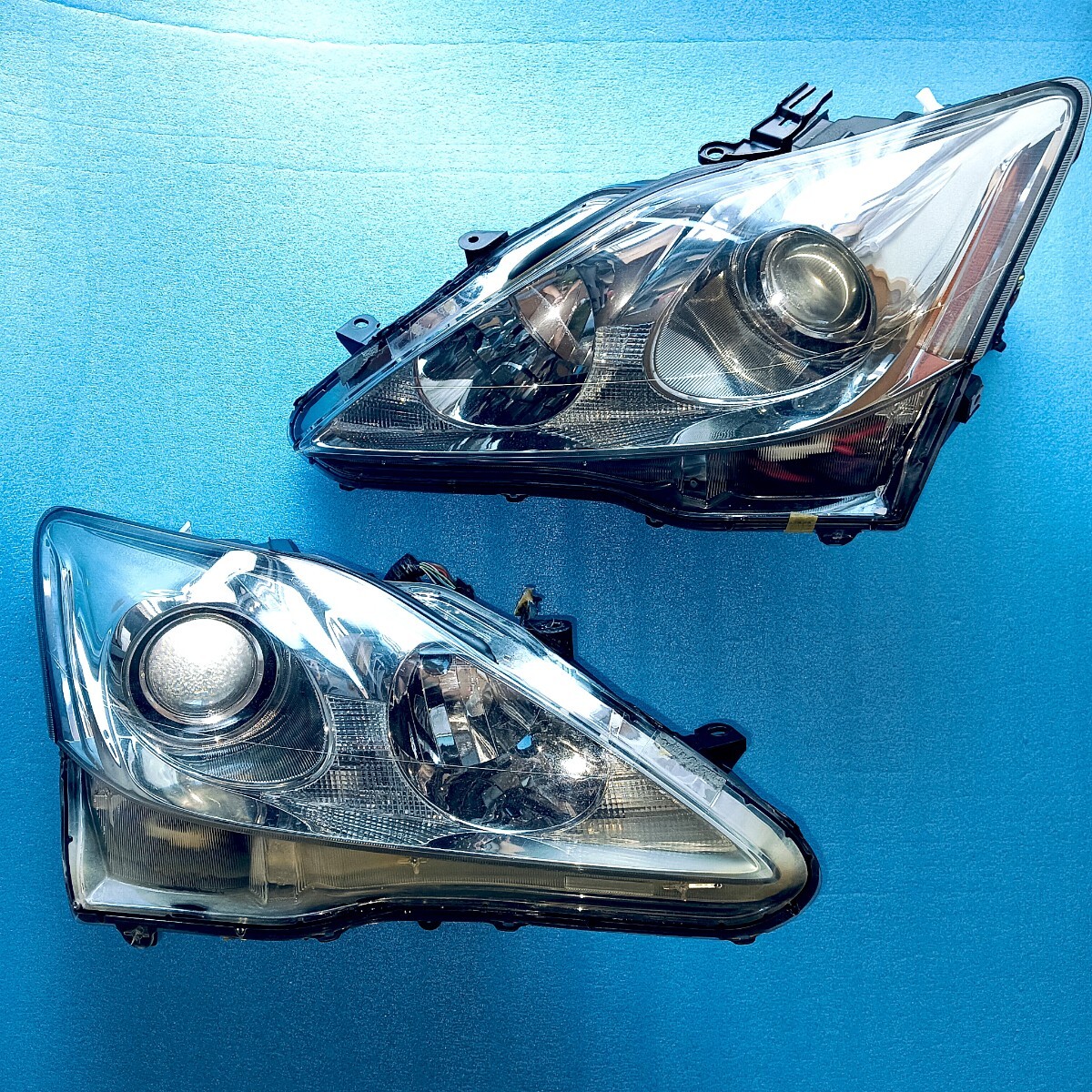 レクサス IS 純正 ヘッド ライト 左右set ランプ レンズ Koito53-33 カスタム 現状品 (GSE20 GSE21 GSE25 IS250 IS350 前期 HIDキセノン)拍卖