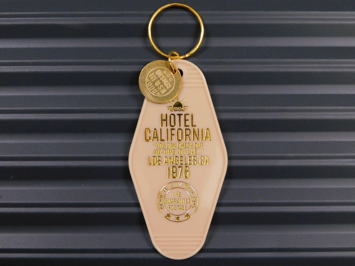 ◆送料\140◆【モーテルキーホルダー】※《HOTEL CALIFORNIA / クリーム×ゴールド》 カリフォルニア ホテル キータグ キーホルダー拍卖