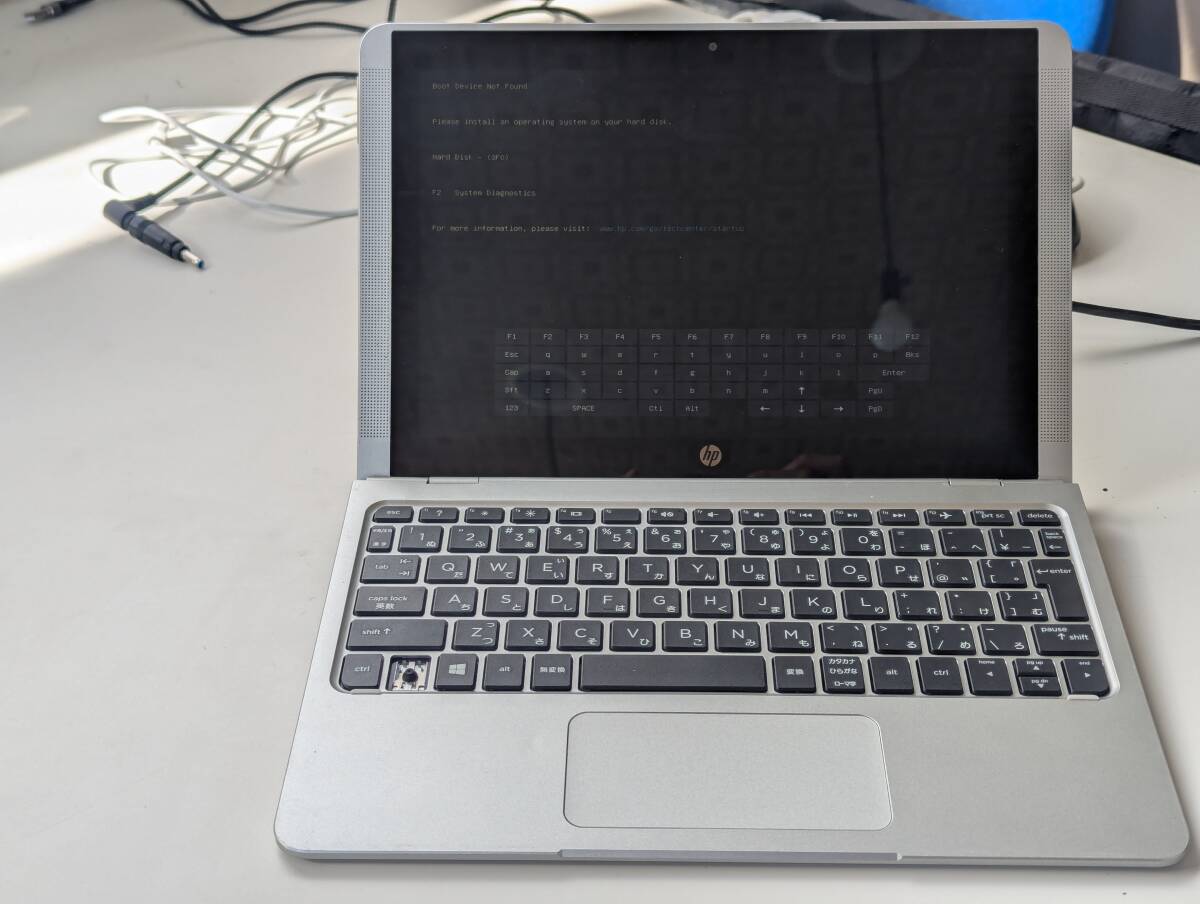 HP TPN-Q180 ノートパソコン 通電のみ確認 本体のみ 202507291557拍卖