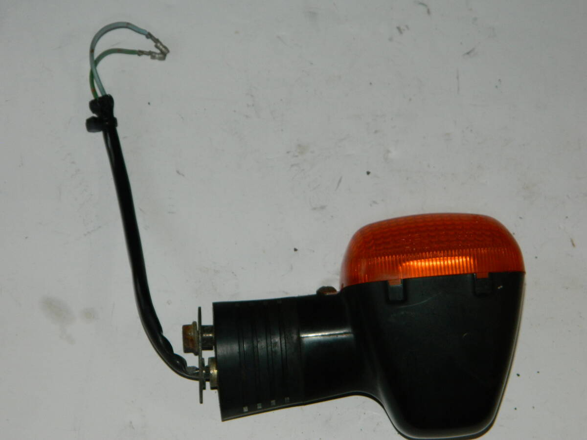 5629 CBR900RR リアウィンカー1個 SC33拍卖