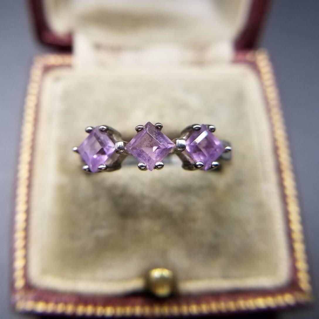 スクエアエメラルドカット ダイヤ型 パープルストーン ヴィンテージ リング アールデコ シルバープレート 指輪 レトロ 上品 YAW拍卖