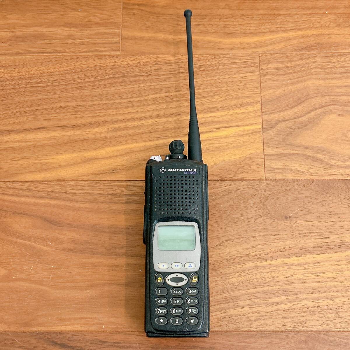 【MOTOROLA】モトローラ / XTS-5000 ASTRO / 現状品拍卖