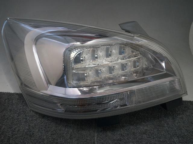 マークXジオ DBA-ANA10 左テールランプ クリアレンズ、LED(点灯確認済)、81560-72010 30373拍卖