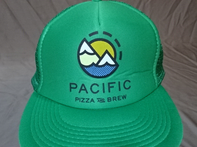 激レア USA購入 アメリカ企業モノ オレゴン州 ピザ ビアレストラン【PACIFIC PIZZA AND BREW】ロゴプリント入り メッシュキャップ 中古良品拍卖