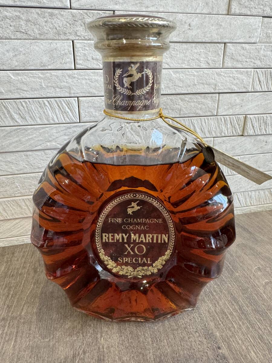 【 未開栓 】REMY MARTIN XO SPECIAL レミーマルタン コニャック 700ml 箱なし拍卖