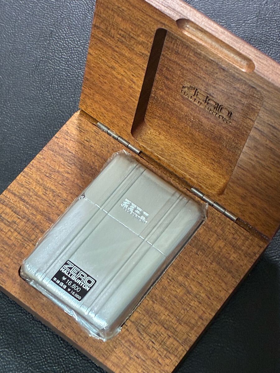 zippo ZERO HALLIBURTON silver シルバー 希少モデル 2006年製 ゼロハリバートン フルメタルジャケット 専用木箱 保証書付き拍卖