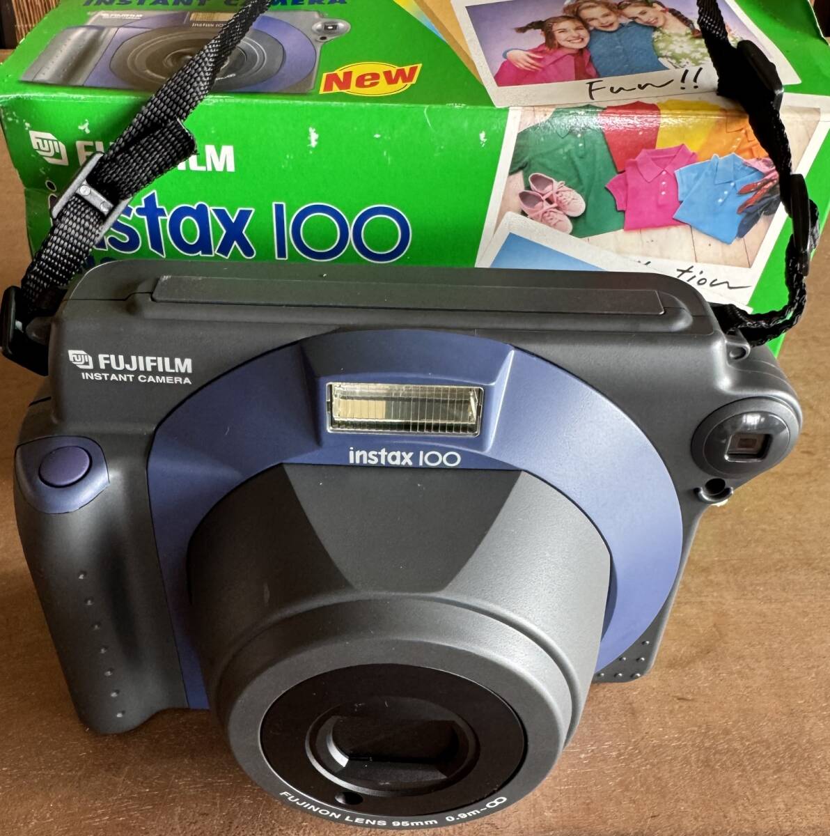 FUJIFILM instax100 富士フイルム インスタックス100 インスタントカメラ 元箱/ストラップ/取扱説明書付き拍卖