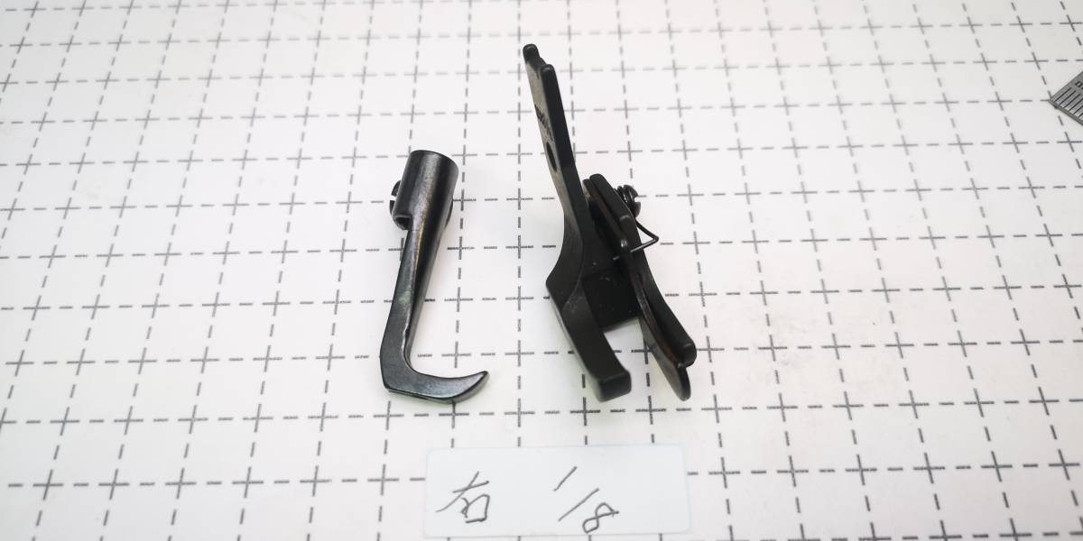 工業用ミシン部品 総合送り ガイド押さえ(スプリング付き)右1/8 約3.2㎜拍卖