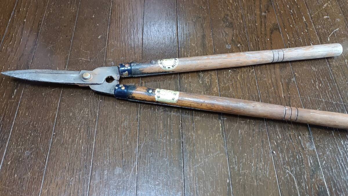 両手刈り込みハサミ ジャンク品 全長660mm拍卖