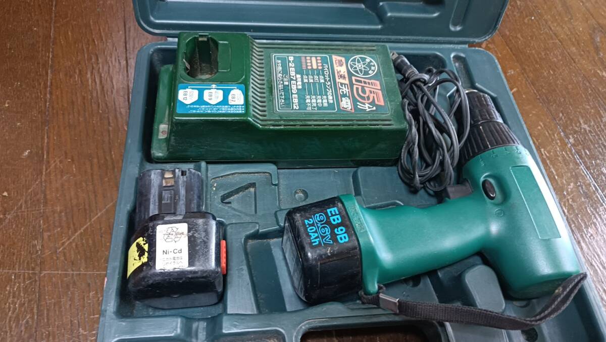 日立 コードレス ドライバードリル DS-10DT 中古品拍卖