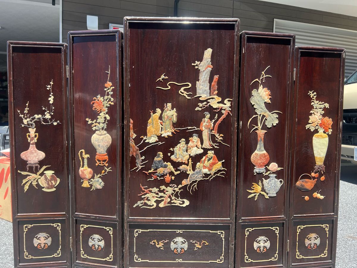 中国骨董 螺鈿細工 兵士 古典画装飾彫り 木製 衝立 屏風 5枚 パーテーション 衝立 天然石 インテリア 中国美術 ビンテージ レトロ 古い 物拍卖